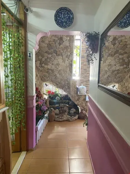 Can Butik Pansiyon Çeşme - 1