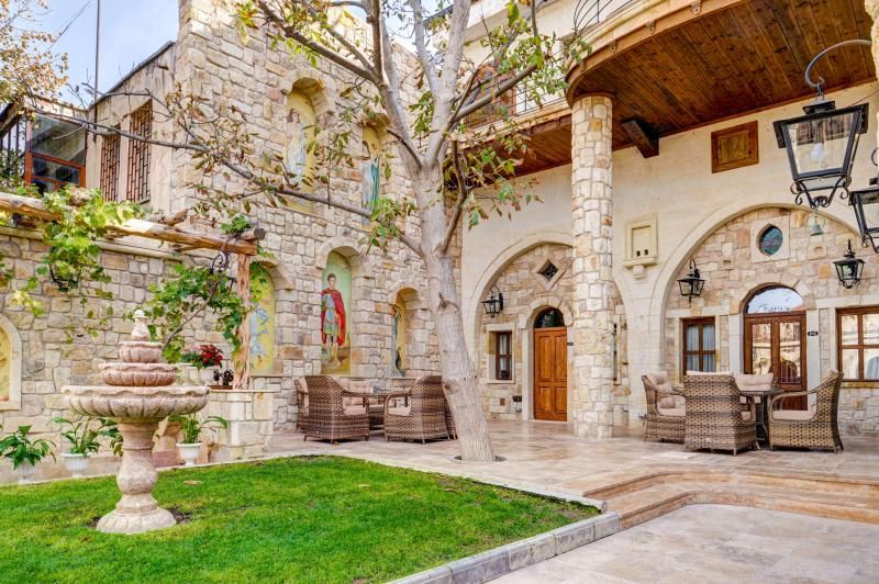 Cappadocia Kemer Palace Hotel - 3