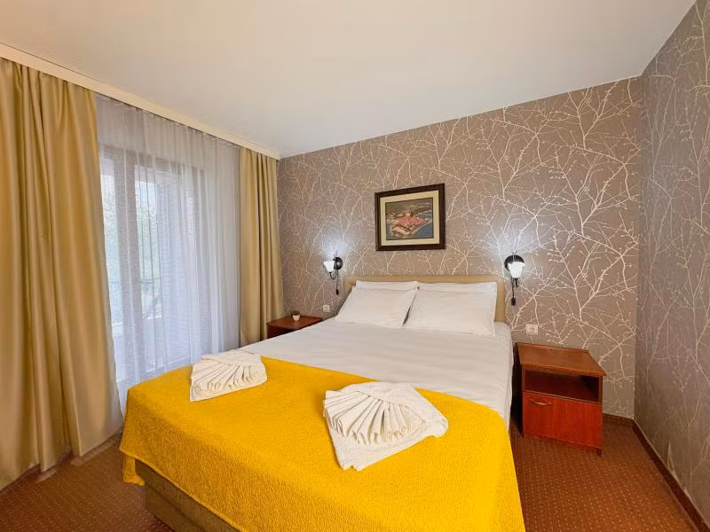 Central Hotel Budva - 2