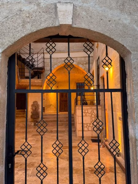 Colina Stone House - 3