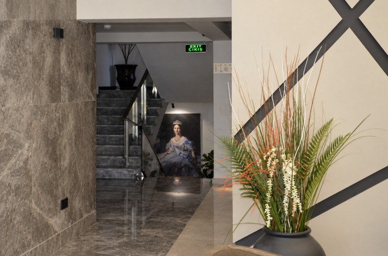 Crown Salamis Hotel — 5