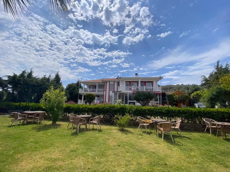 Cunda Aşiyan Otel