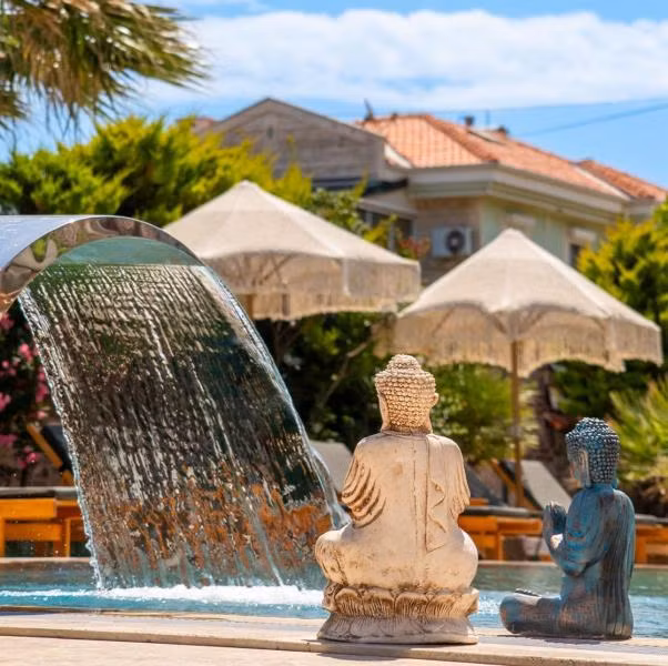 Cunda Aksaç Otel — 8