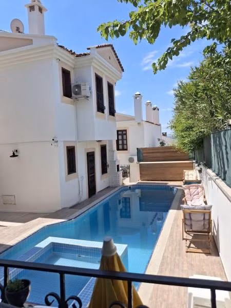 Cunda Palace — 2