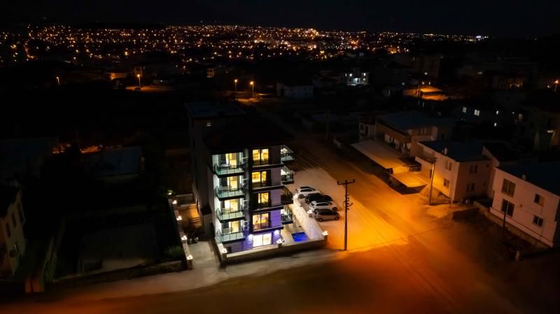 Damira Apart — 2