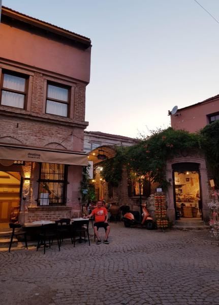 Destino House & Cafe - 2