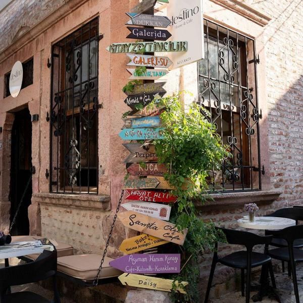 Destino House & Cafe - 3