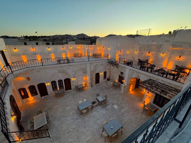 Efruzhan Hotel - 1