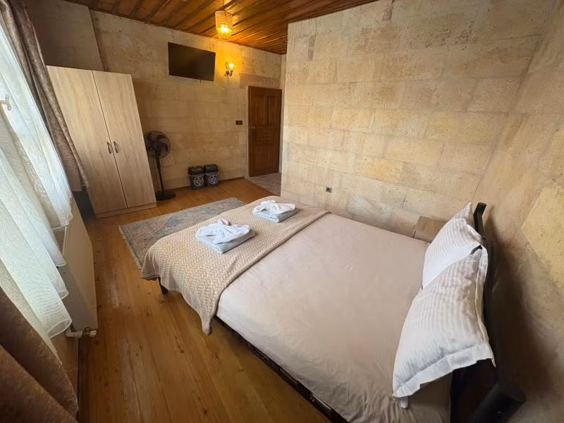Ekoton Cave Hotel - 4