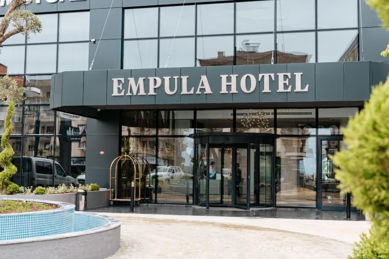 Empula Hotel & Residence