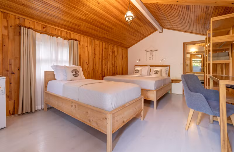 Etenna Beach Bungalow - 4