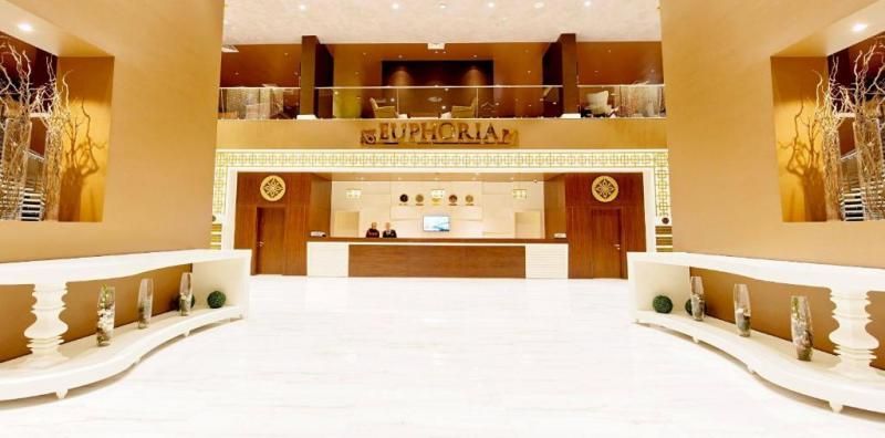 Euphoria Batumi Convention & Casino Hotel - 4