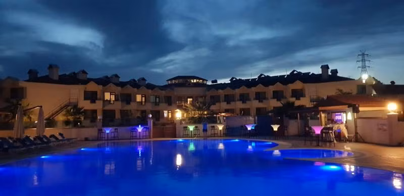 Flora Hotel Gelibolu - 1