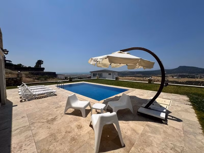 Foça Taş Villa — 4