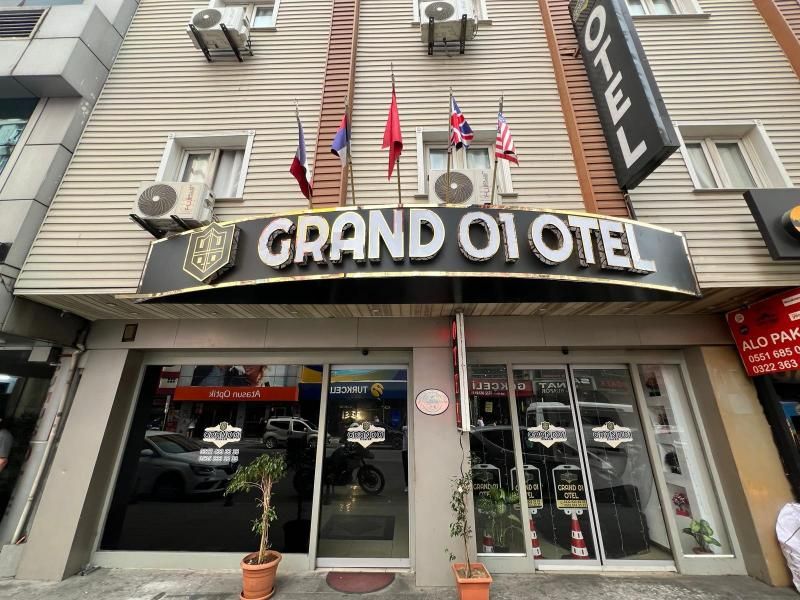 Grand 01 Otel