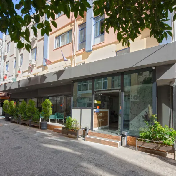 Gvar Apart Otel