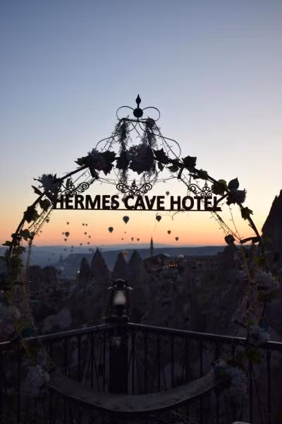 Hermes Cave Hotel - 4