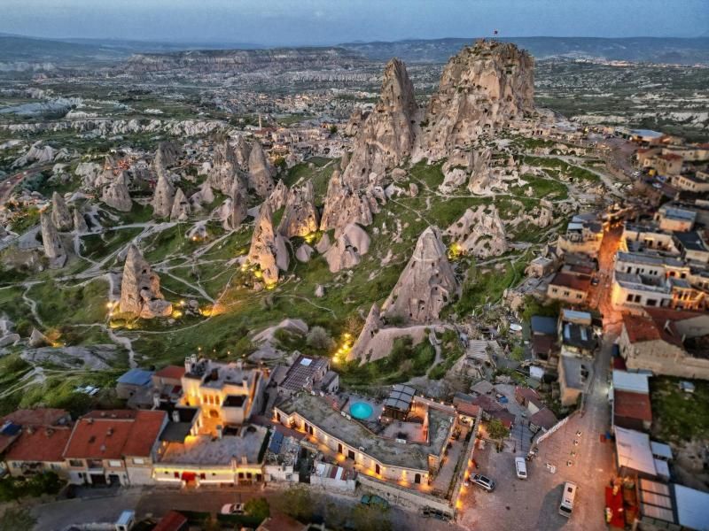 Hermes Cave Hotel