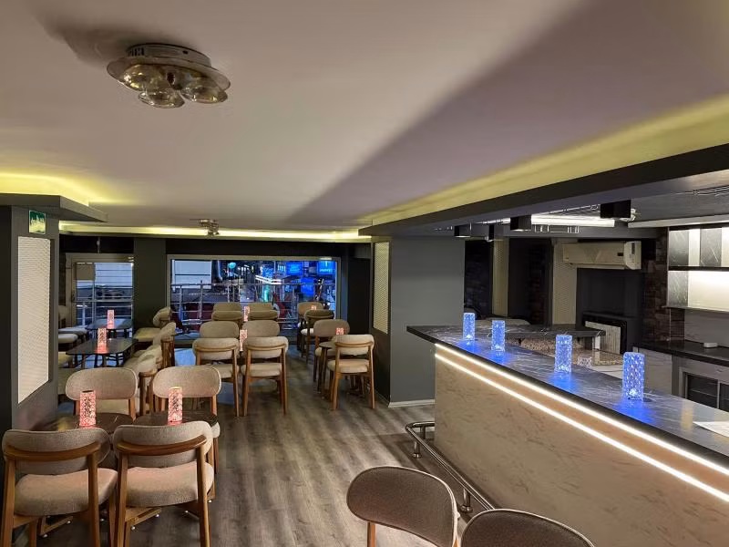 Hotel Artan — 2