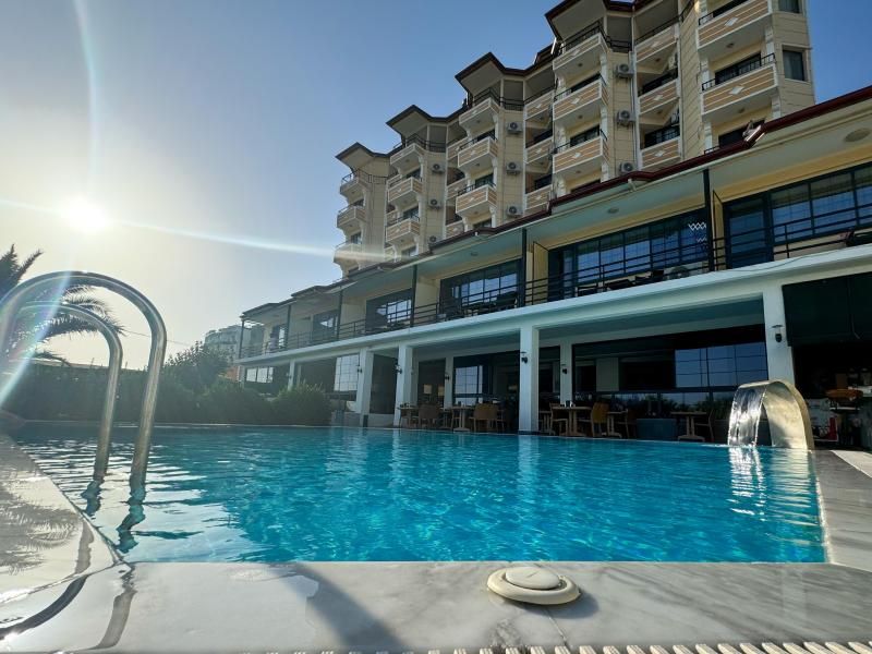 Hotel Palmera Resort - 4