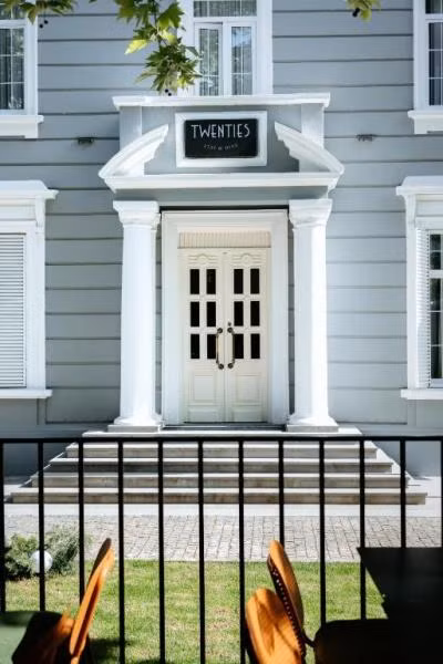 Hotel Twenties Tbilisi - Stay & Dine - 1