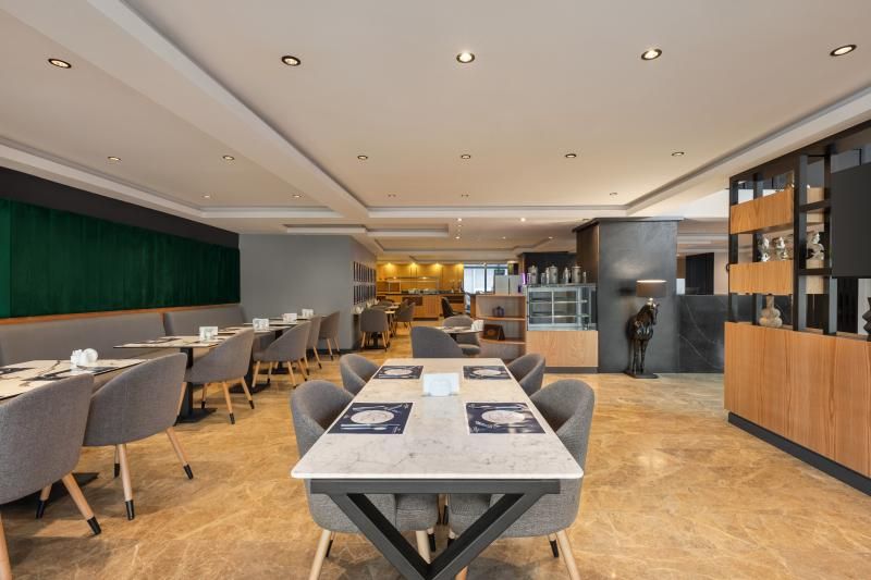 Days Inn By Wyndham İstanbul Arnavutköy - 1