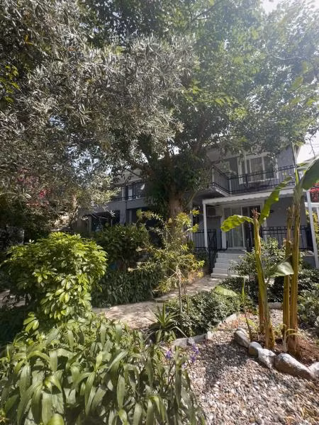 Karia Konuk Evi