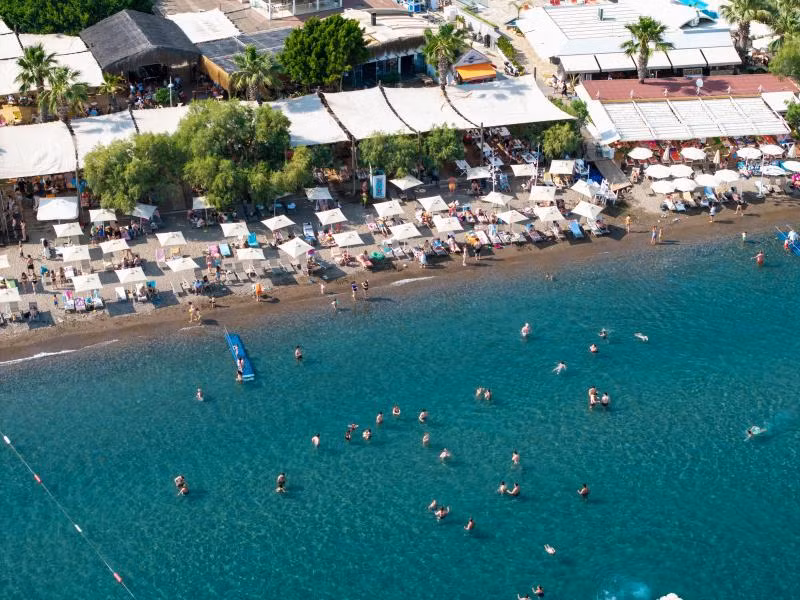 Kefi Beach & Suites