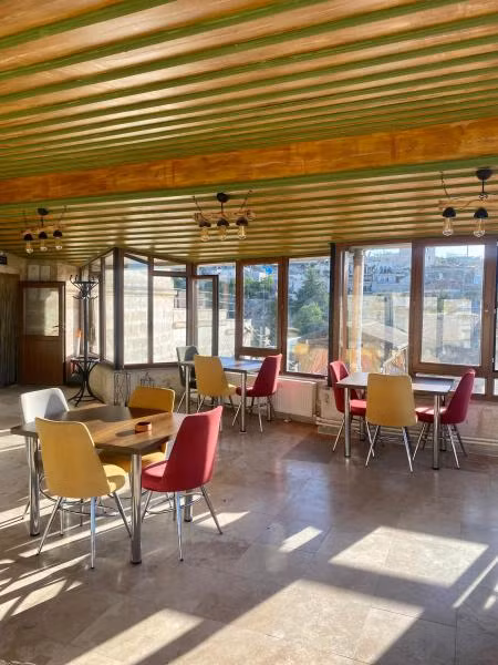 Vaveyla Cave Hotel - 2