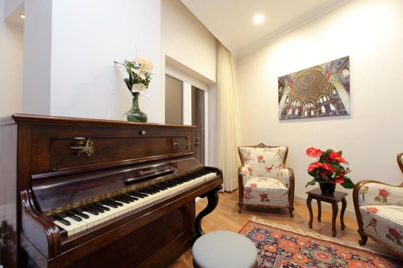 Lir Residence Suites - 1