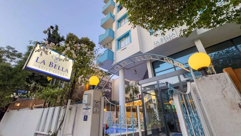 La Bella Suit Hotel Kuşadası - 1