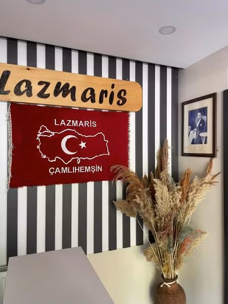 Lazmaris Suit - 1