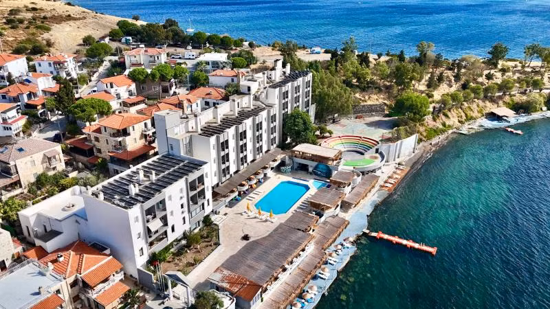 Leon Otel Foça