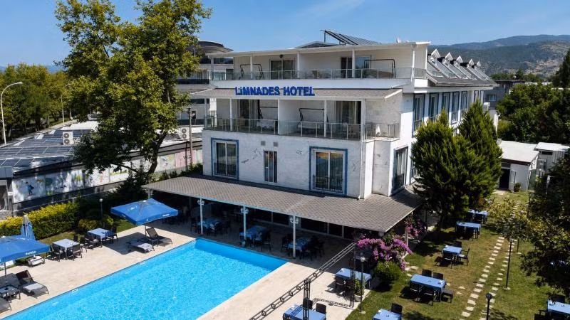 Limnades Hotel İznik