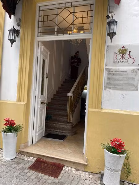 Lords Residence Boutique Hotel - 4