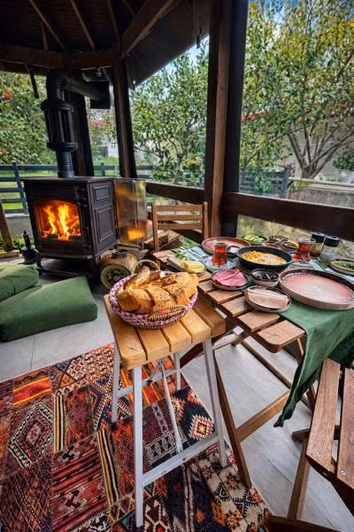 Loris Rooms Urla — 3