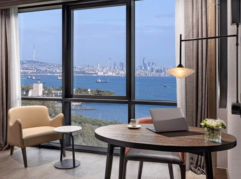 Mövenpick Hotel Istanbul Marmara Sea - 1