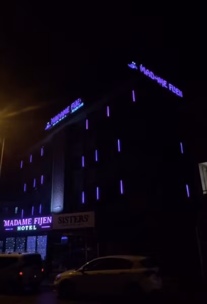 Madame Fijen Hotel — 4
