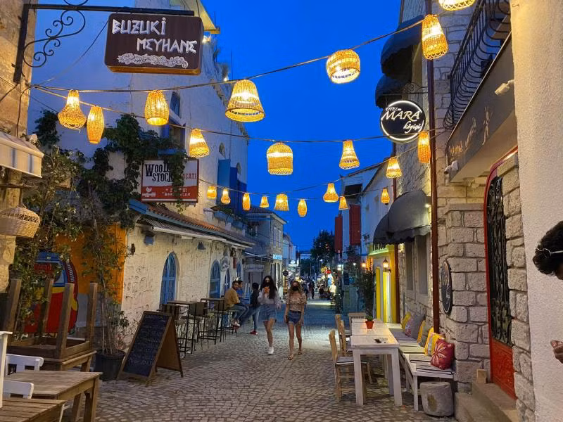 Mara Köy İçi Luxury