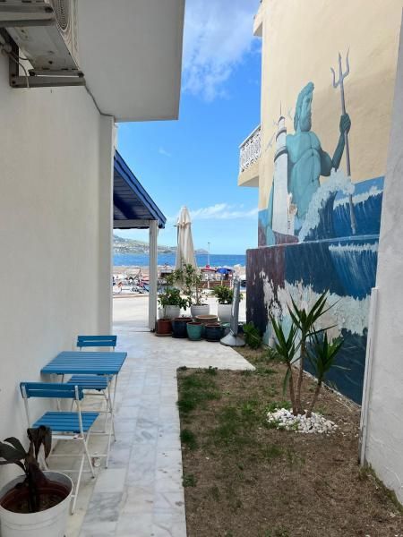 Mercan Otel Restaurant Karaburun — 9