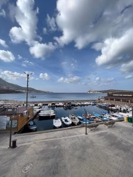 Mercan Otel Restaurant Karaburun — 2