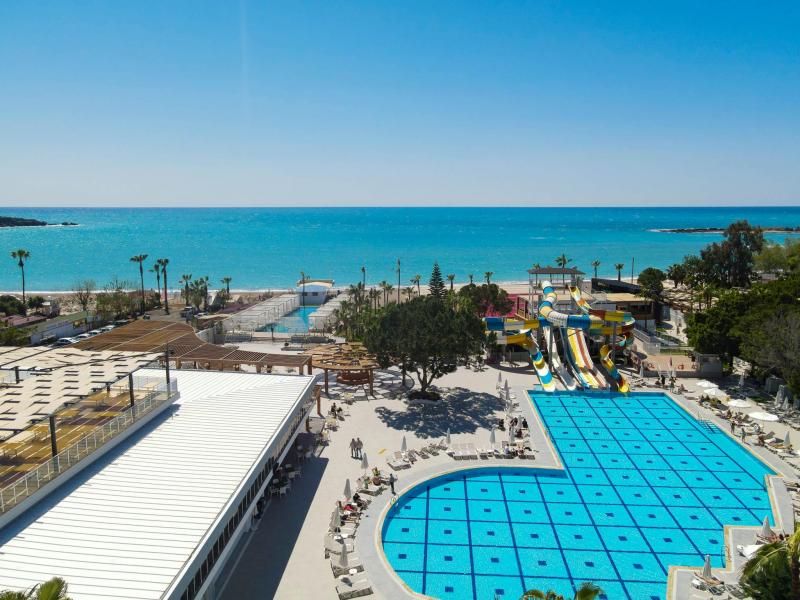 Mira Meridia Beach Hotel - 4