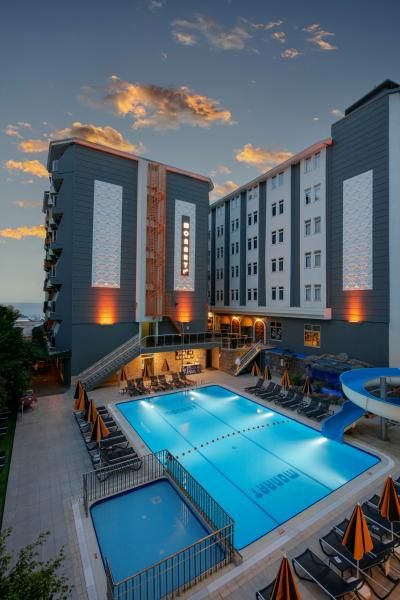 Monart City Hotel - 2