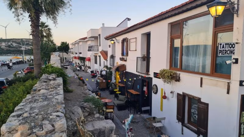 Myra Butik Otel Sığacık - 1