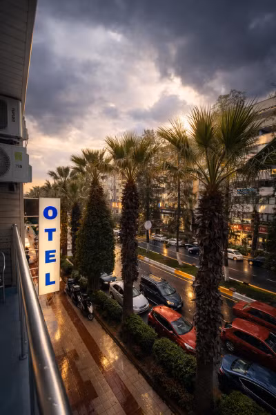 Otel Ünlü - 4