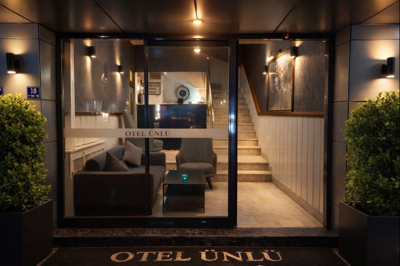 Otel Ünlü - 1