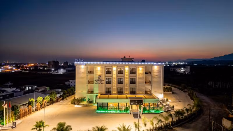 Paradisos Hotel — 3