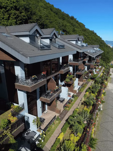 Peerless Villas Hotel - 1