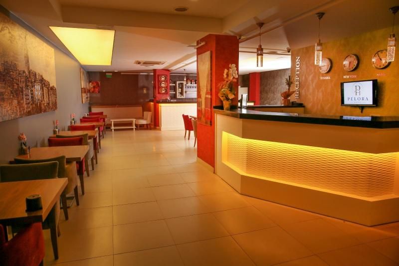 Pelora Hotel
