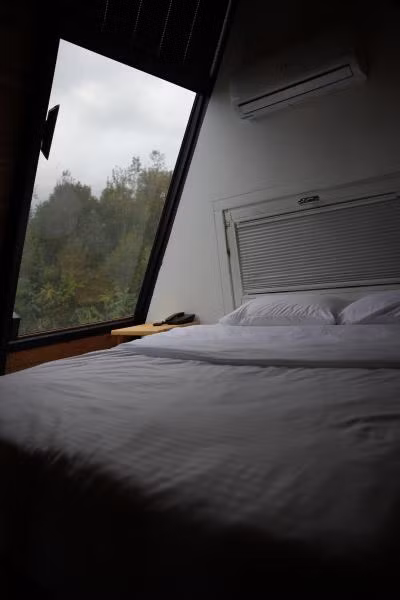 Pentalow Cabin - 2